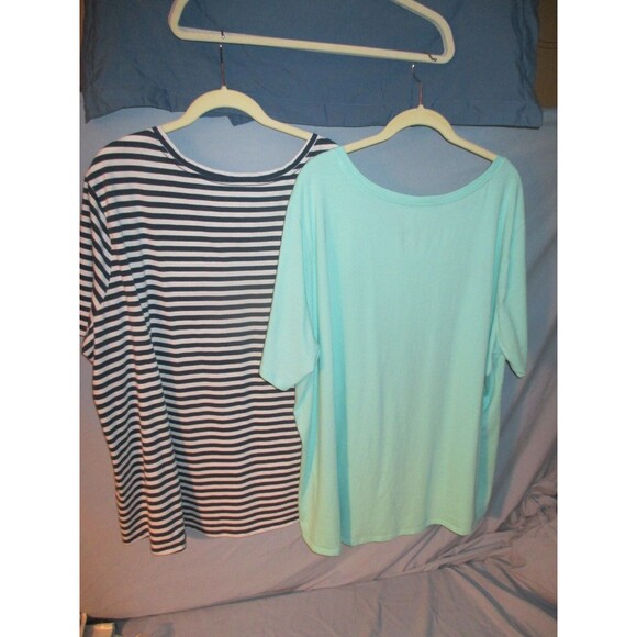 2 V neck T Shirts 3x - Picture 5 of 5